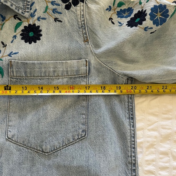 Lucky Brand Embroidered Denim Shirt Size S - Picture 11 of 16